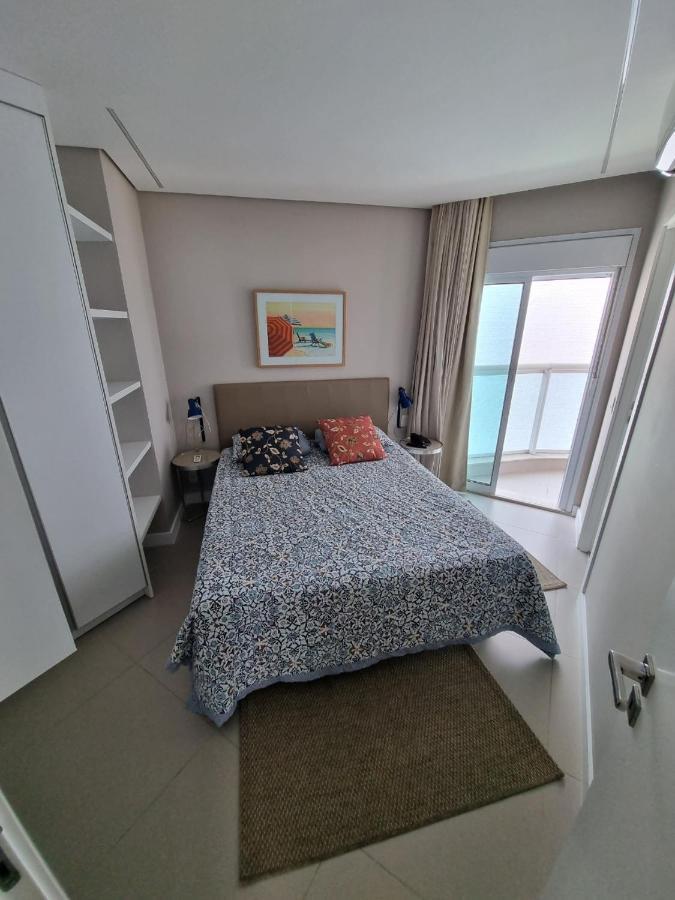 Apto Top Com Vista Pro Mar Em Condomínio Completo Em Frente à Praia! * Santos (Sao Paulo)