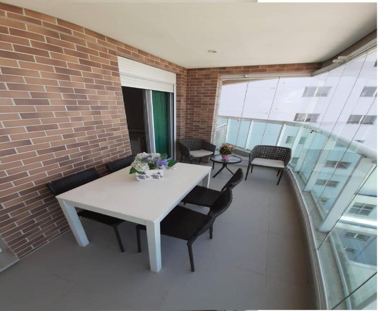 Apartamento Apto Top Com Vista Pro Mar Em Condomínio Completo Em Frente à Praia!